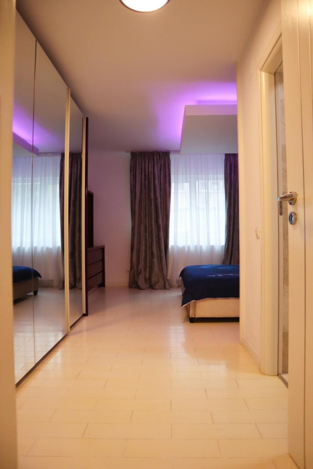 Central Apartament Bulevardul Decebal ブカレスト エクステリア 写真