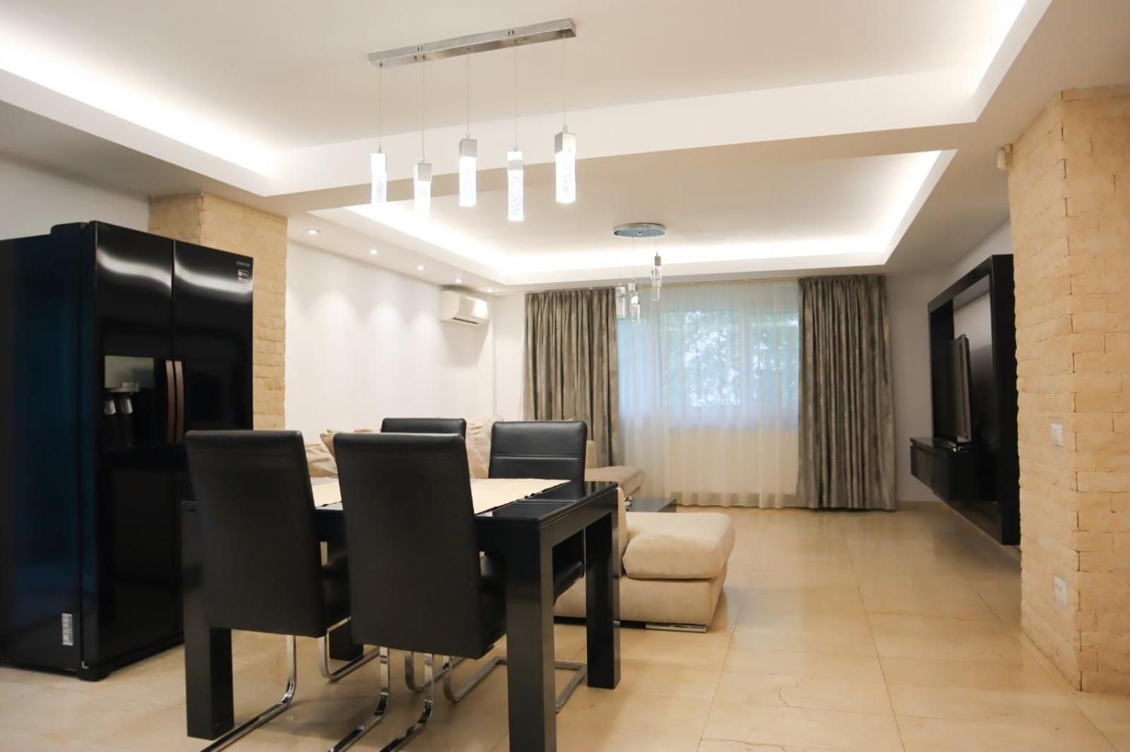 Central Apartament Bulevardul Decebal ブカレスト エクステリア 写真